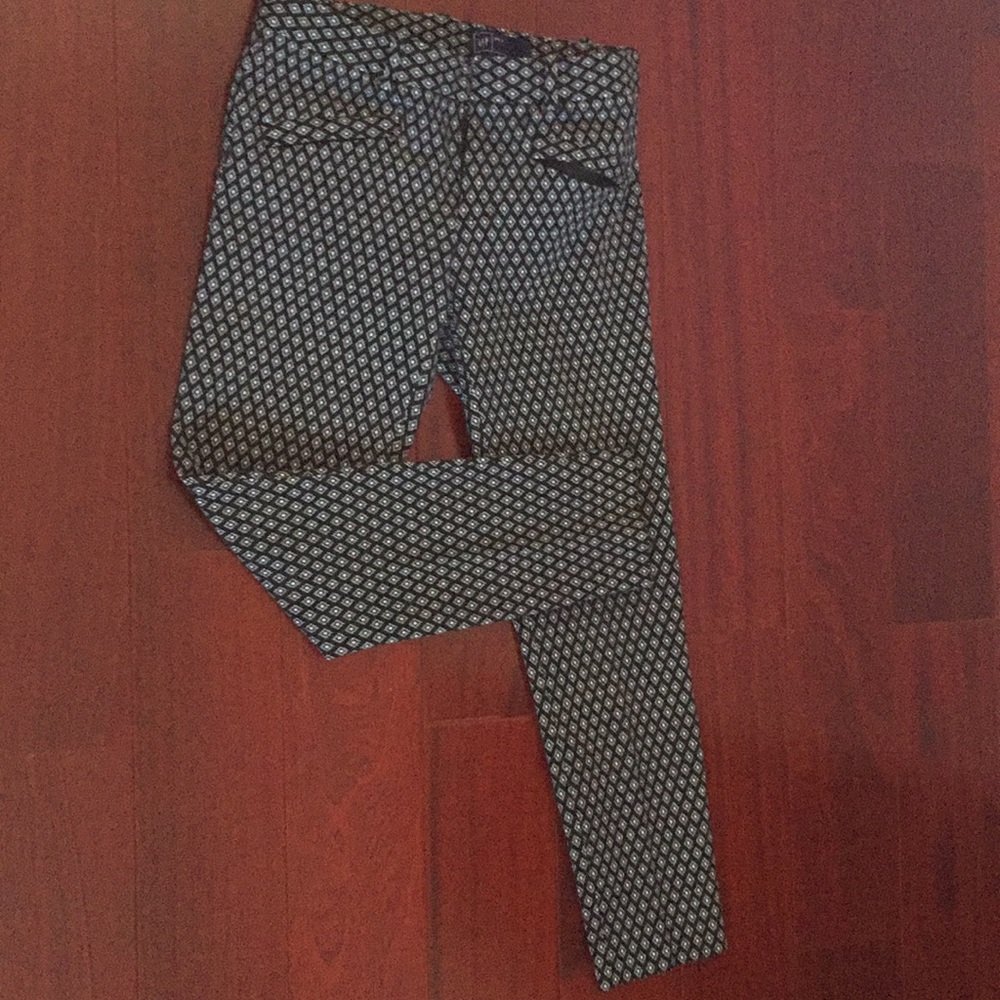 🎉 HP ⭐️Firm Price ⭐️ NWOT Skinny Pointe Pant - Picture 3 of 5